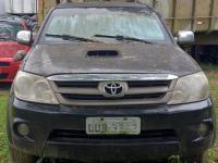 VEICULO TOYOTA HILUX 2006
